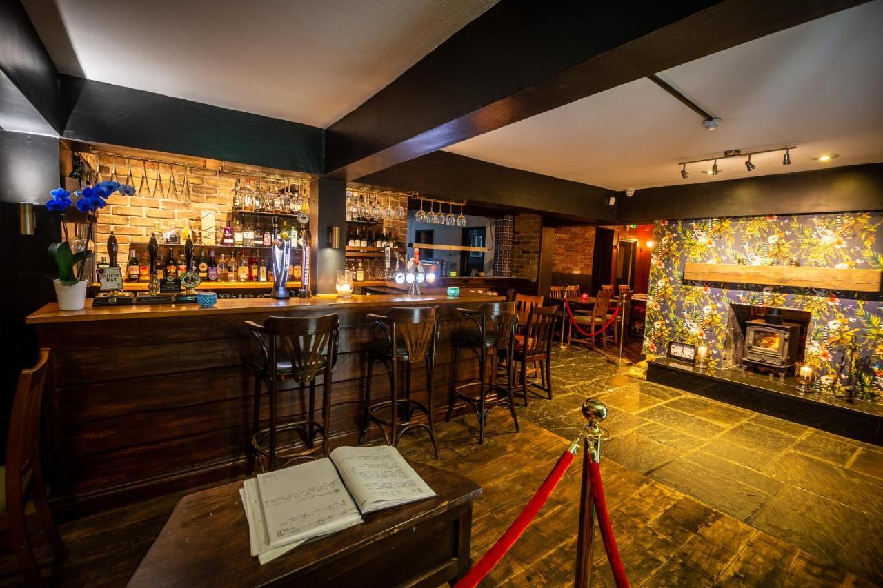 Escrick Black Bull Hotel ยอร์ค ภายนอก รูปภาพ